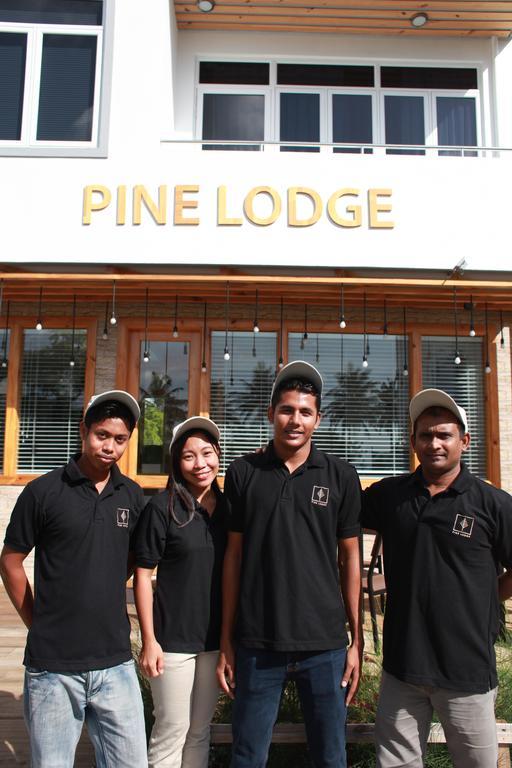 Pine Lodge Male Exterior photo